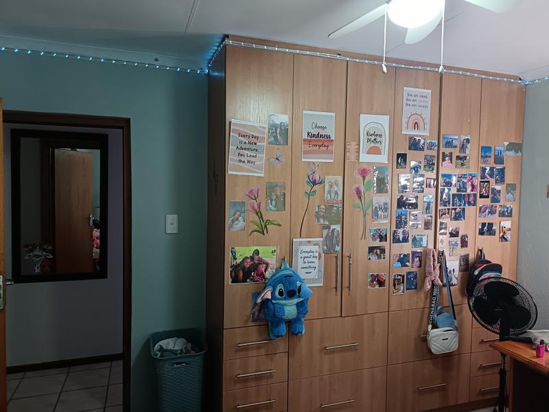3 Bedroom Property for Sale in Dana Bay Western Cape
